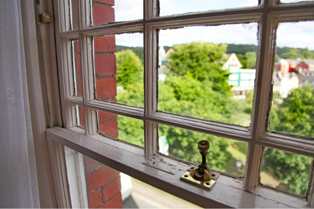 sash window security